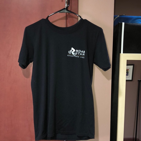 Moab Mountain Biking t-shirt - Picture 2 of 2